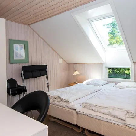 Three-bedroom Holiday In 35 Hemmet