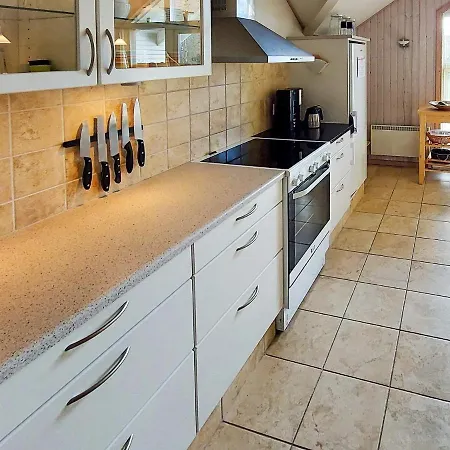 Three-bedroom Holiday In 35 Casa de Férias Hemmet